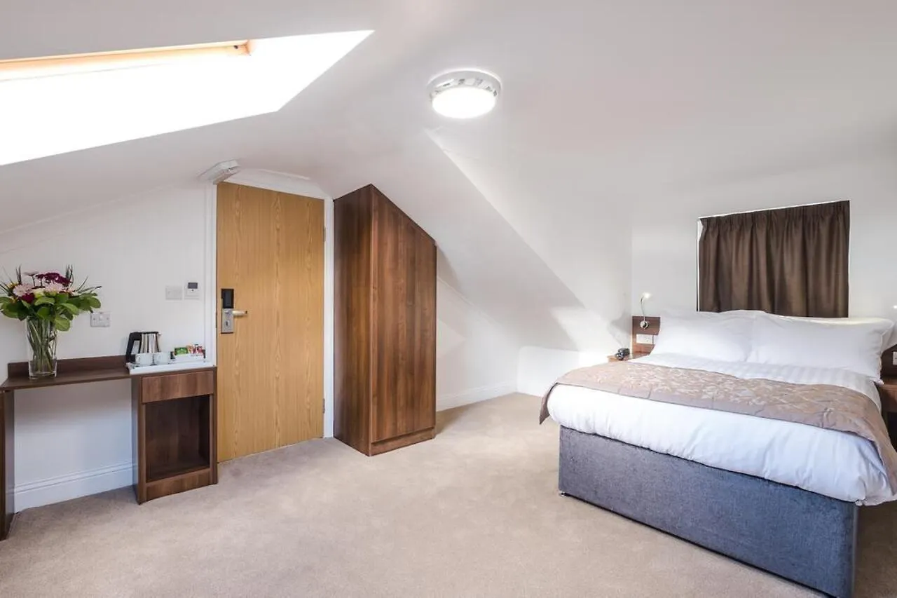 Signature Hotel London Ilford 3*,